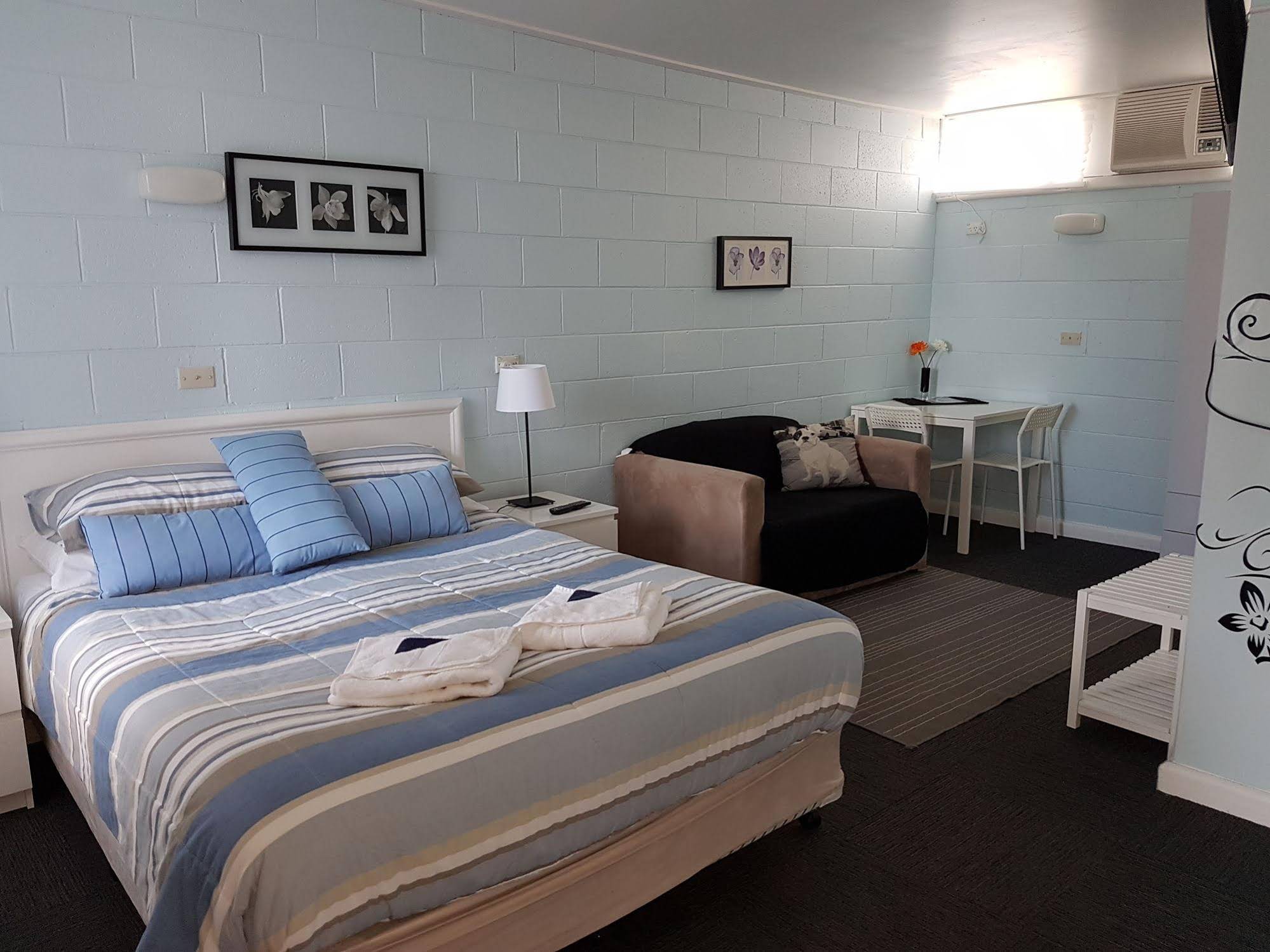 Gazebo Motor Inn