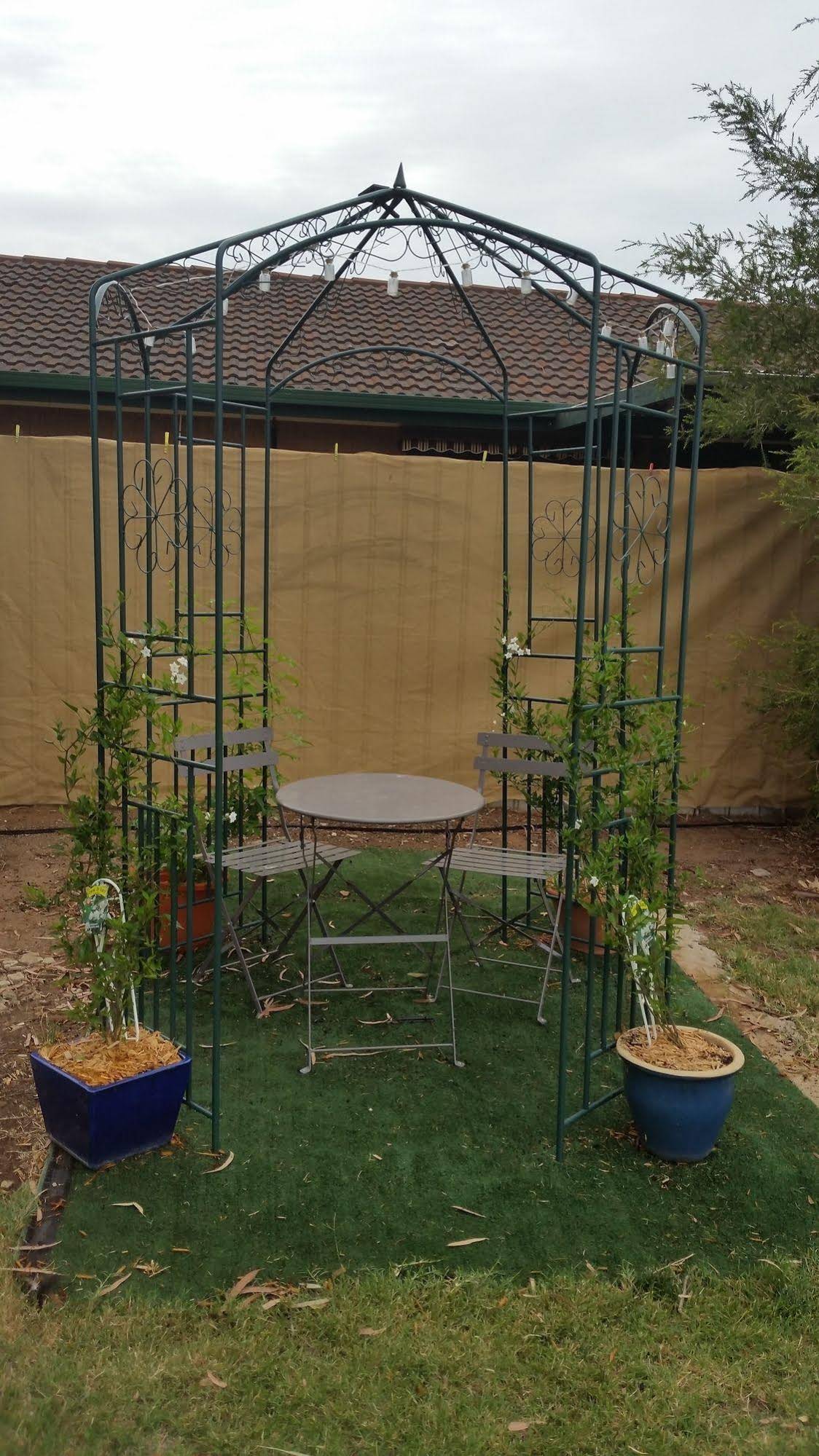 Gazebo Motor Inn