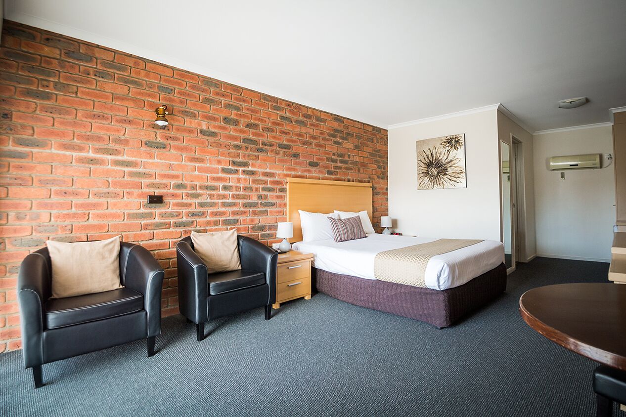 Australian Settlers Motor Inn