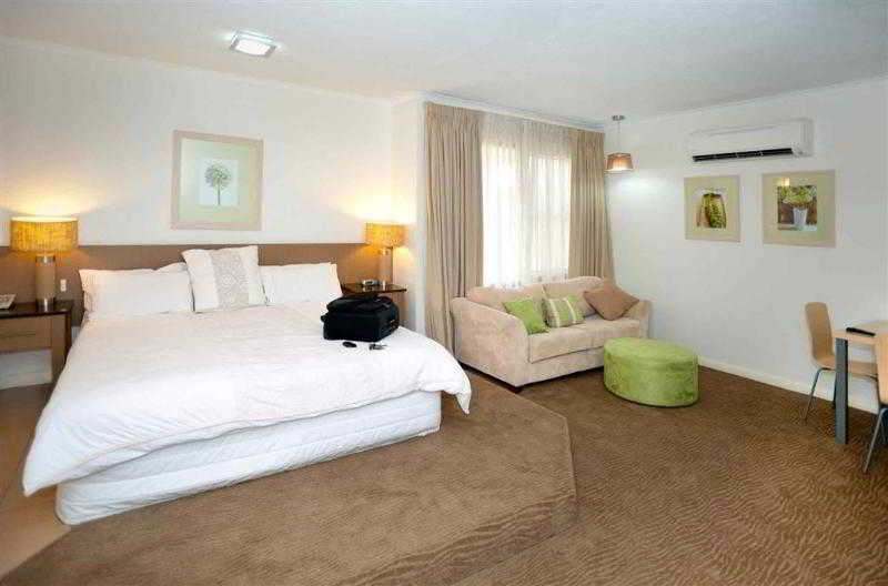 Swan Hill Resort