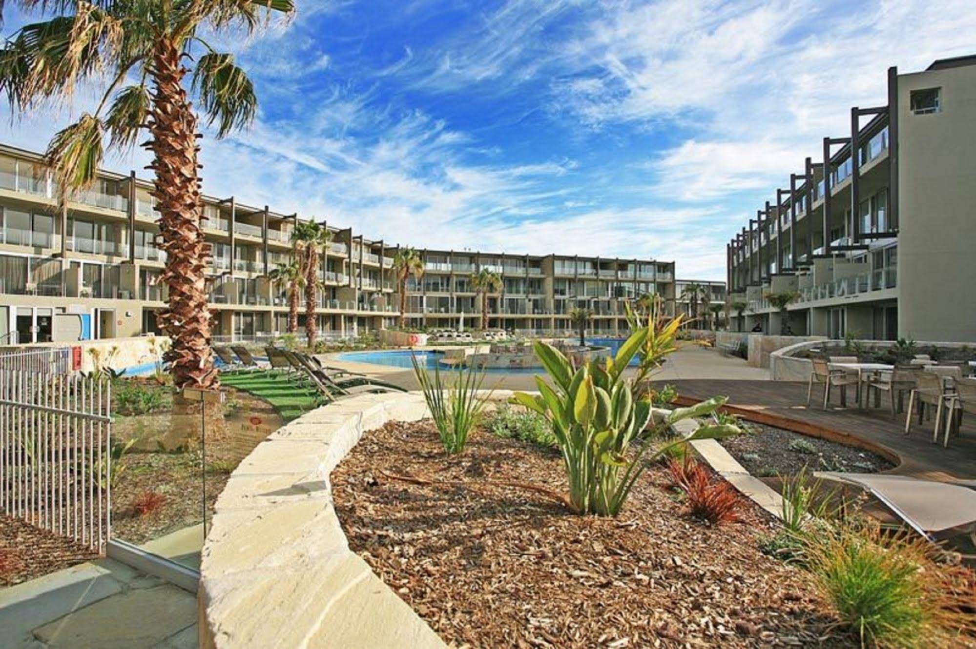 Beachfront Resort Torquay