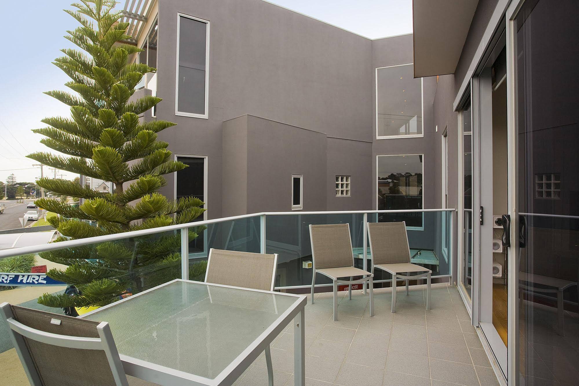 Bell Street Apartments