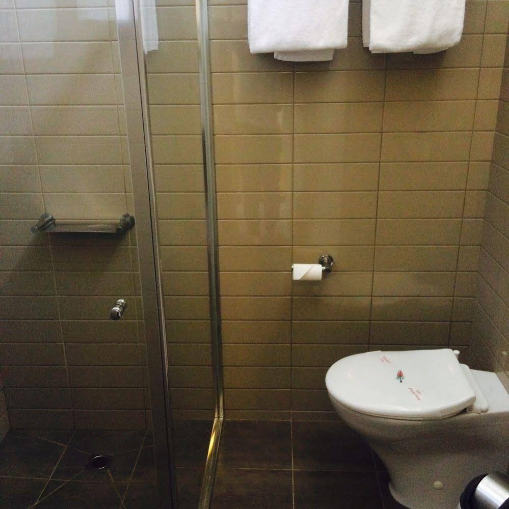 Torquay Hotel Motel