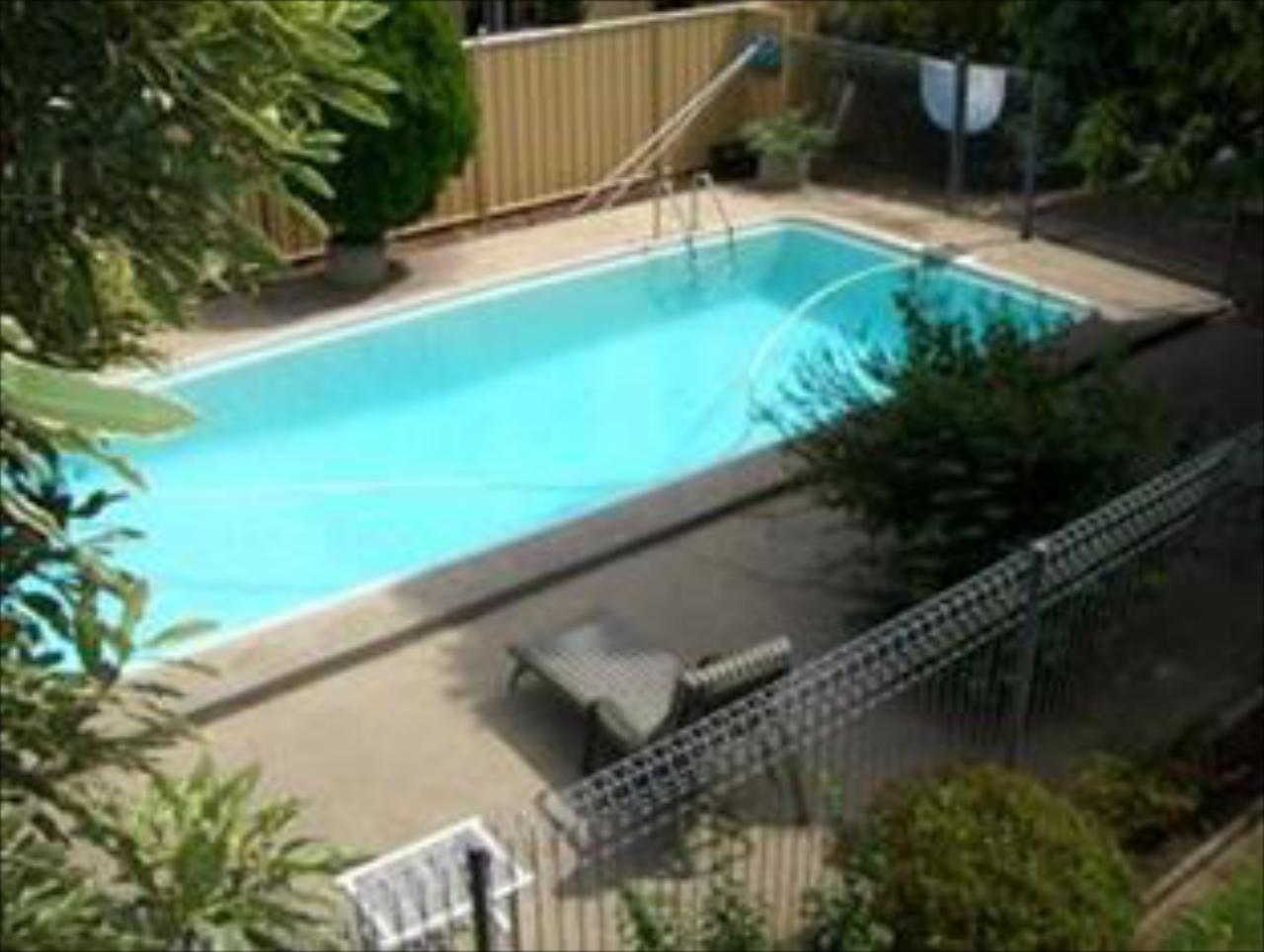 The Black Bull Motel