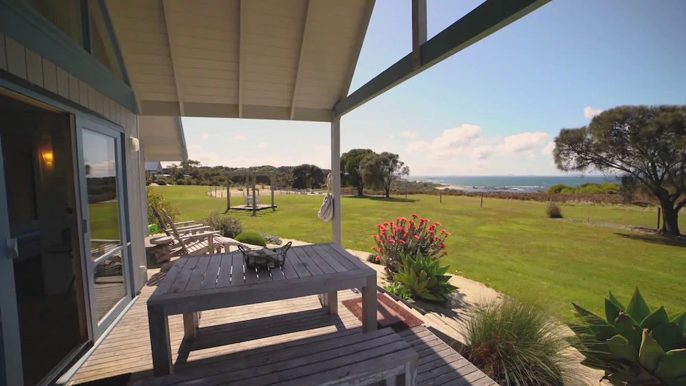 Bear Gully Coastal Cottages
