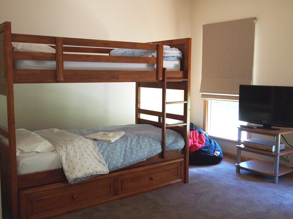 Growlers Creek Lodge
