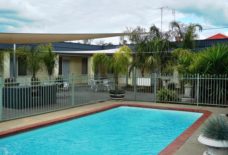 Ryley Motor Inn