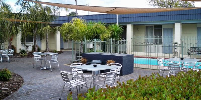 Ryley Motor Inn