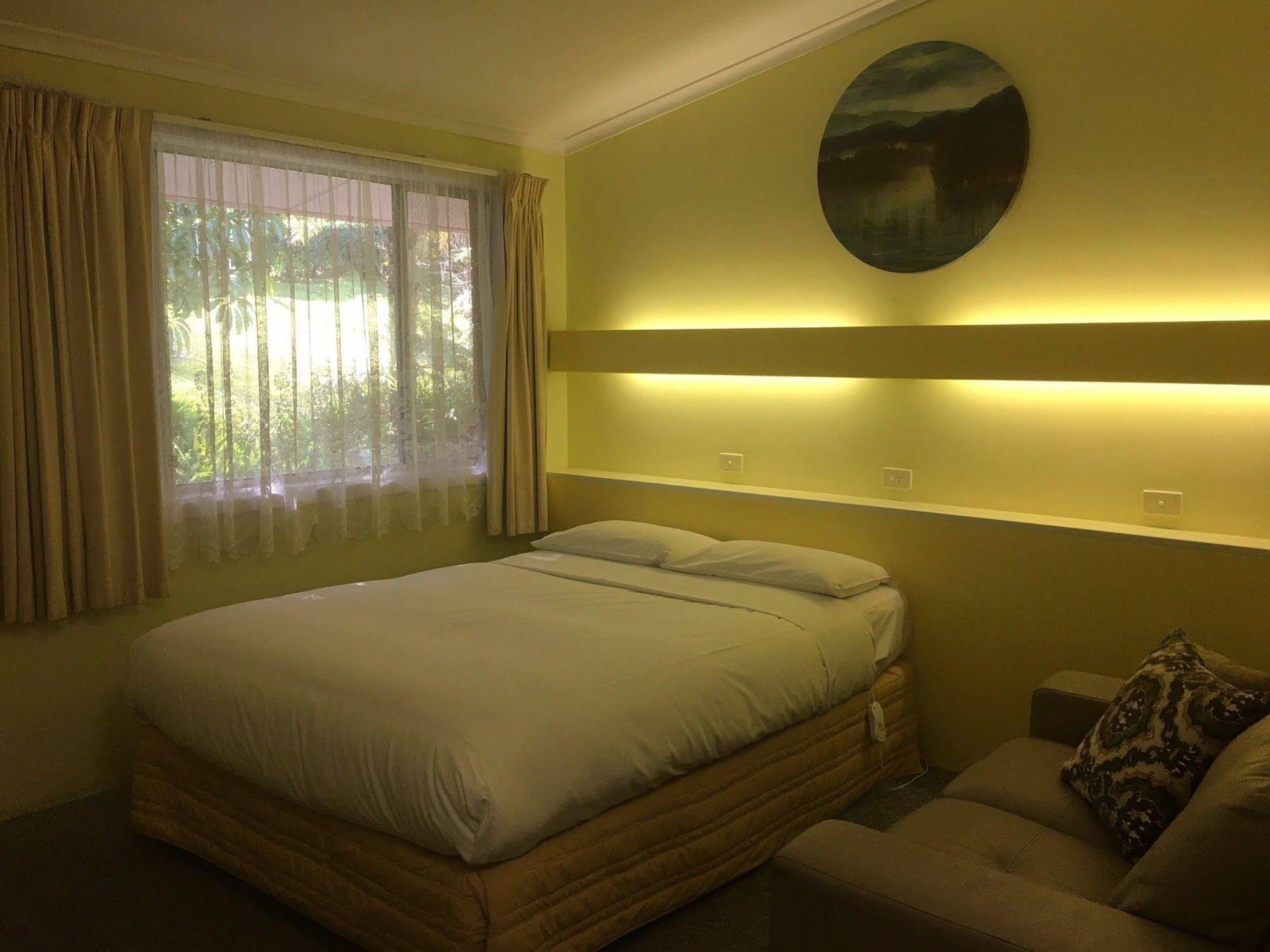 Warburton Motel