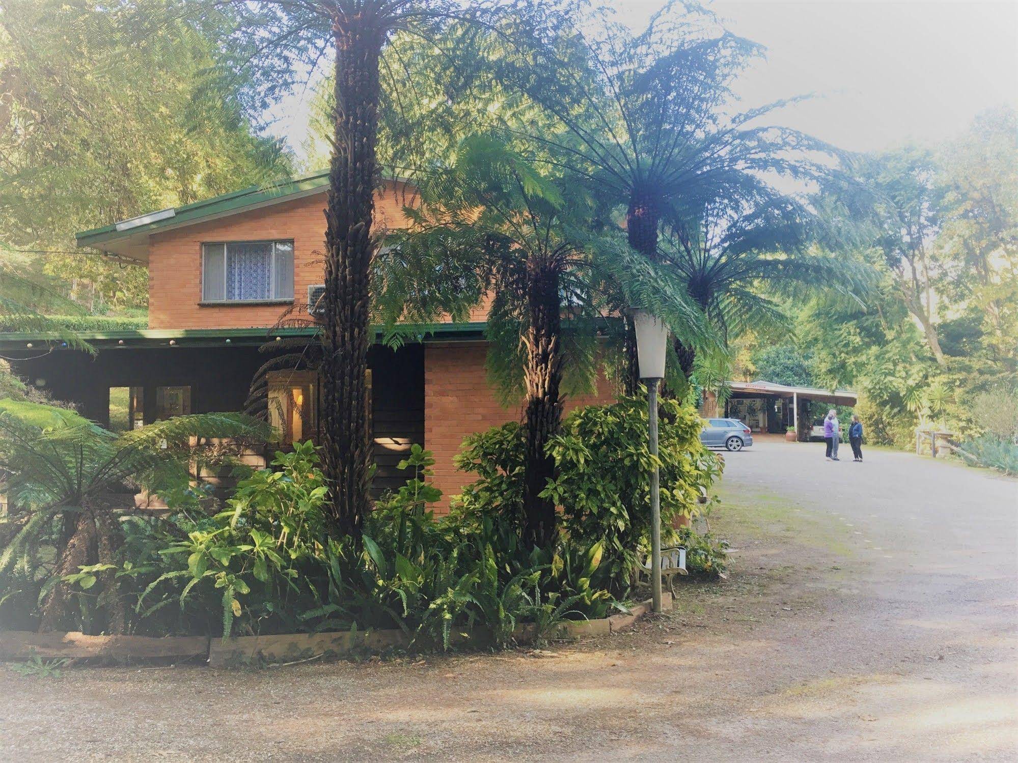 Warburton Motel