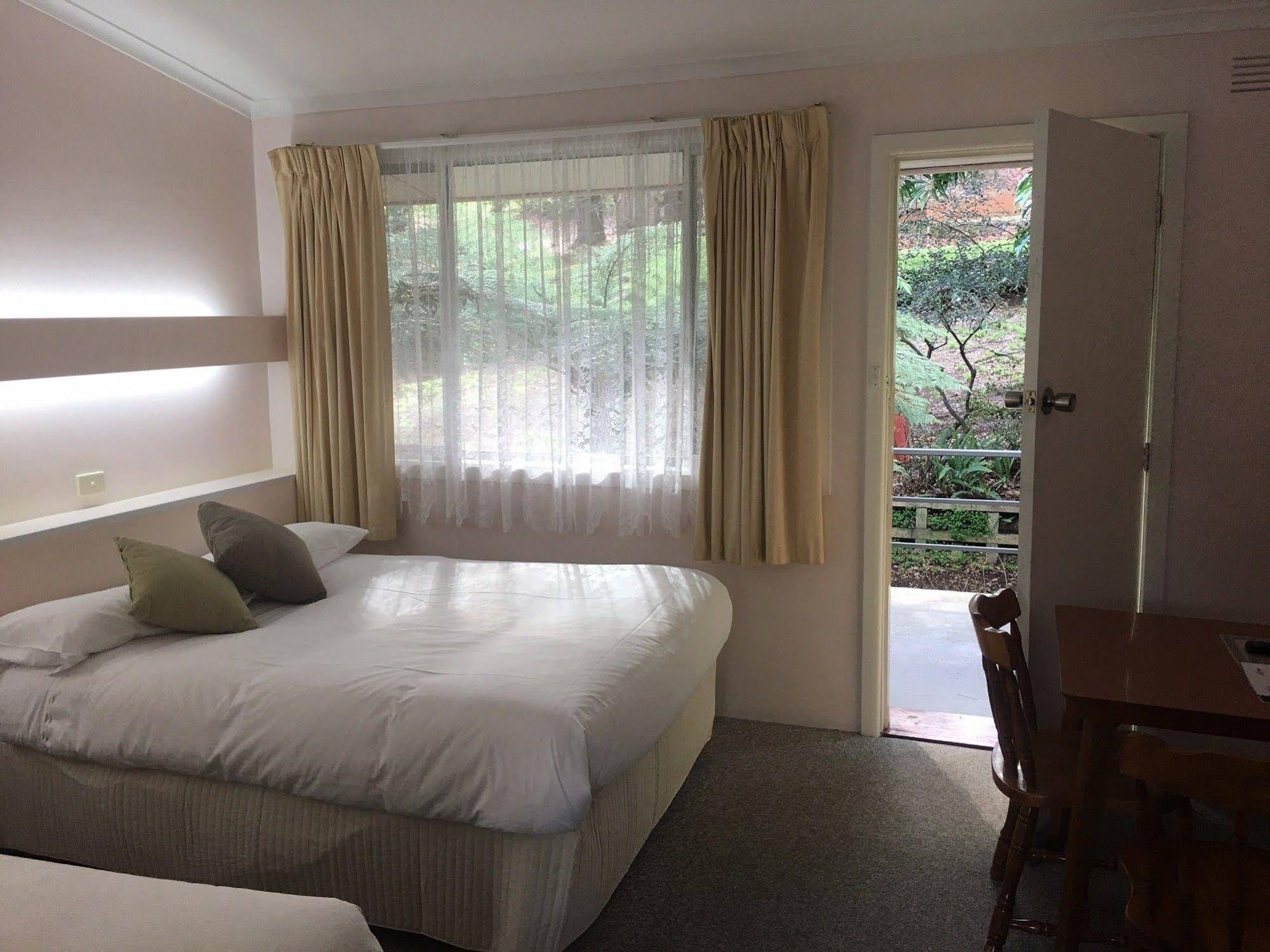 Warburton Motel