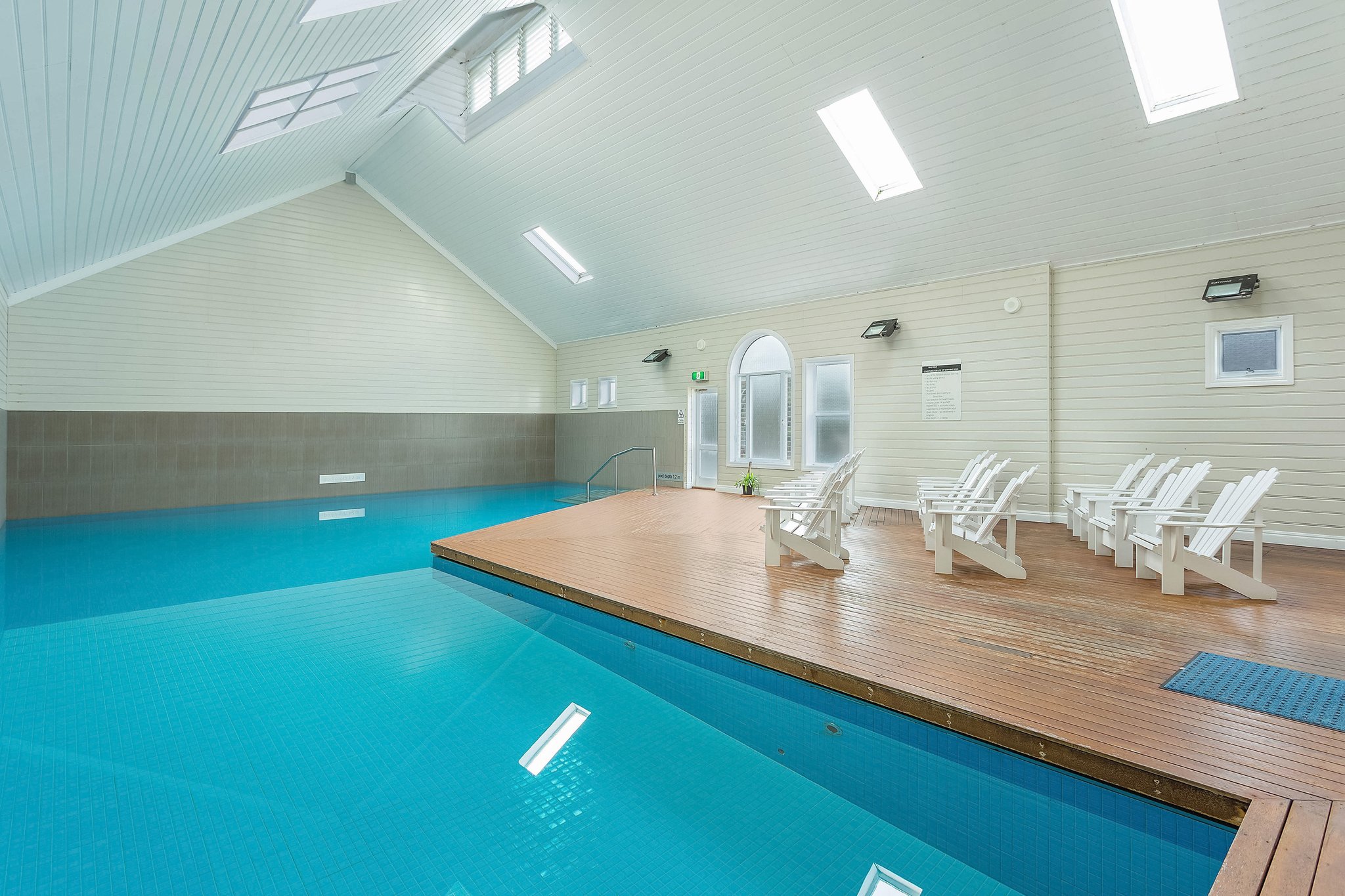 Deep Blue Hotel & Hot Springs
