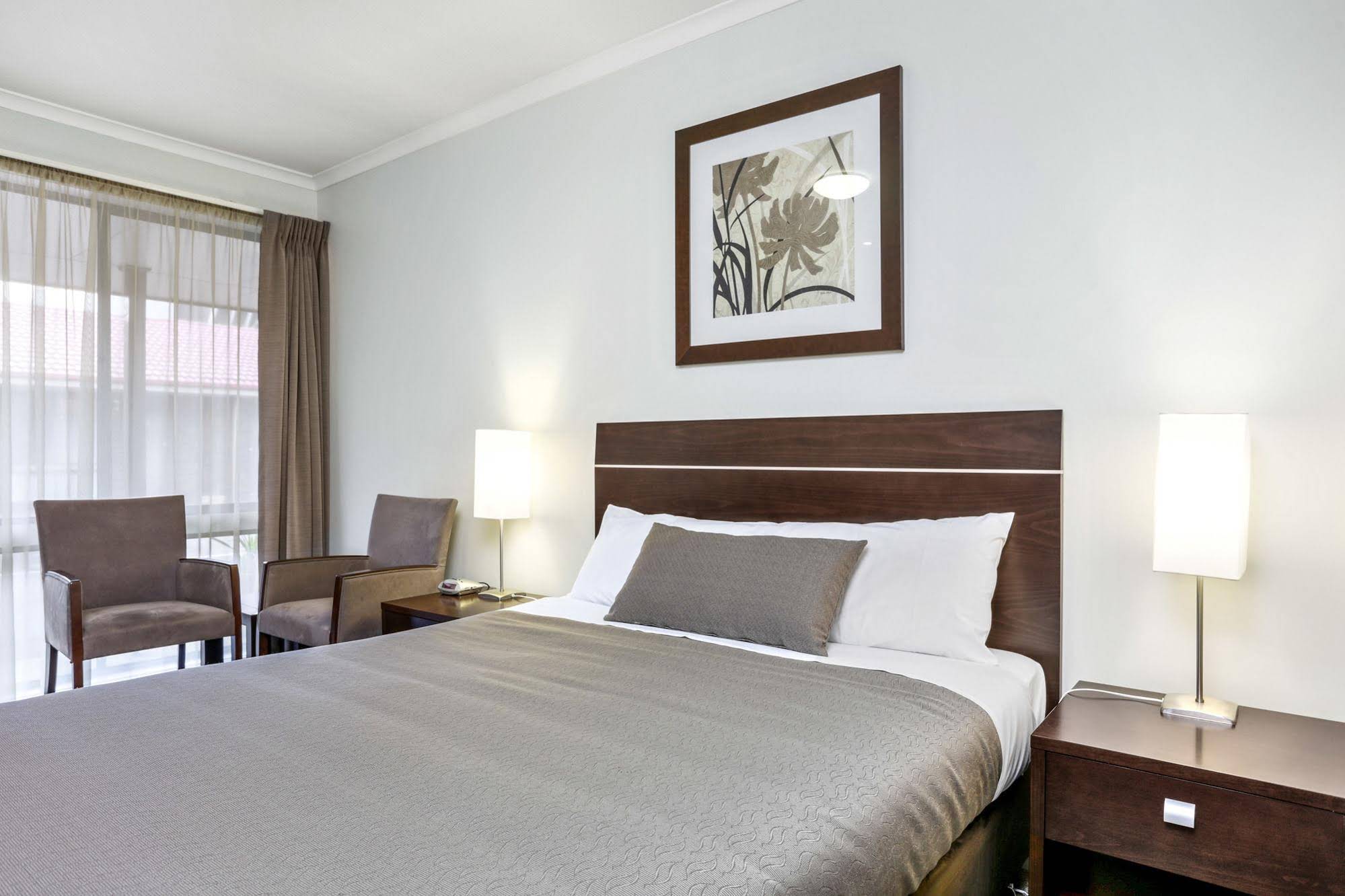 Elm Tree Motel