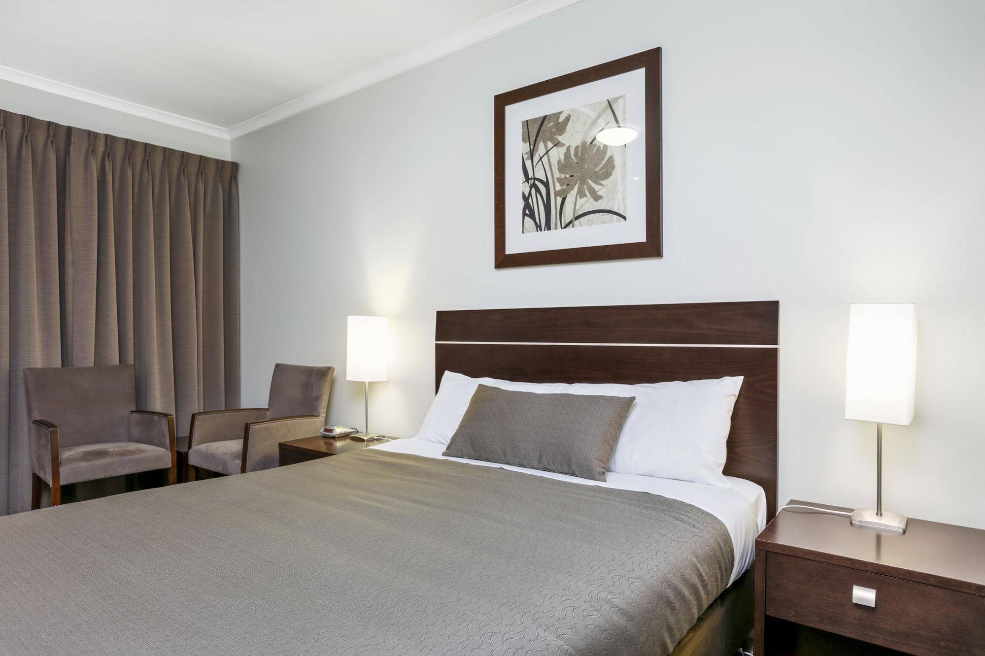 Elm Tree Motel