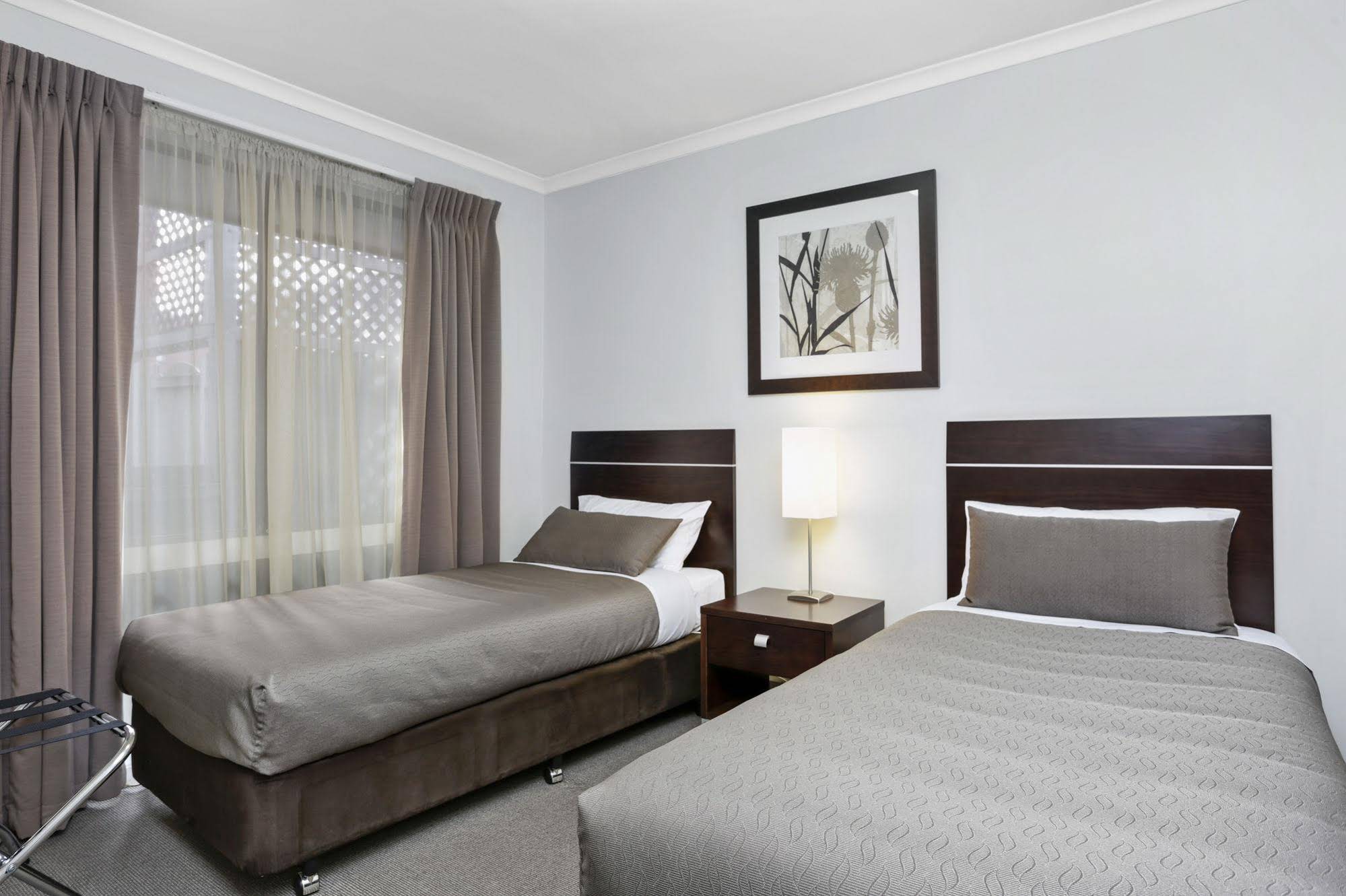 Elm Tree Motel
