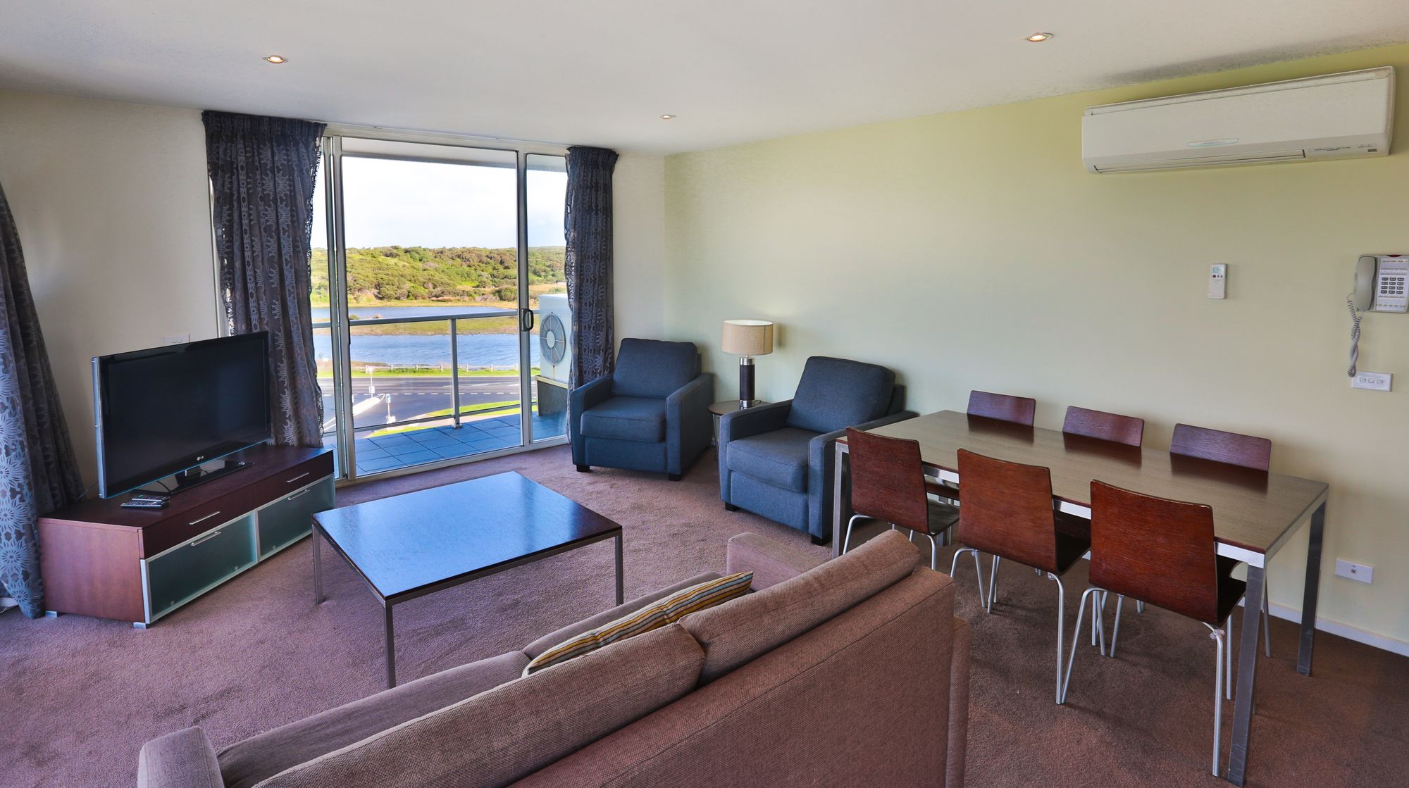 Lady Bay Resort