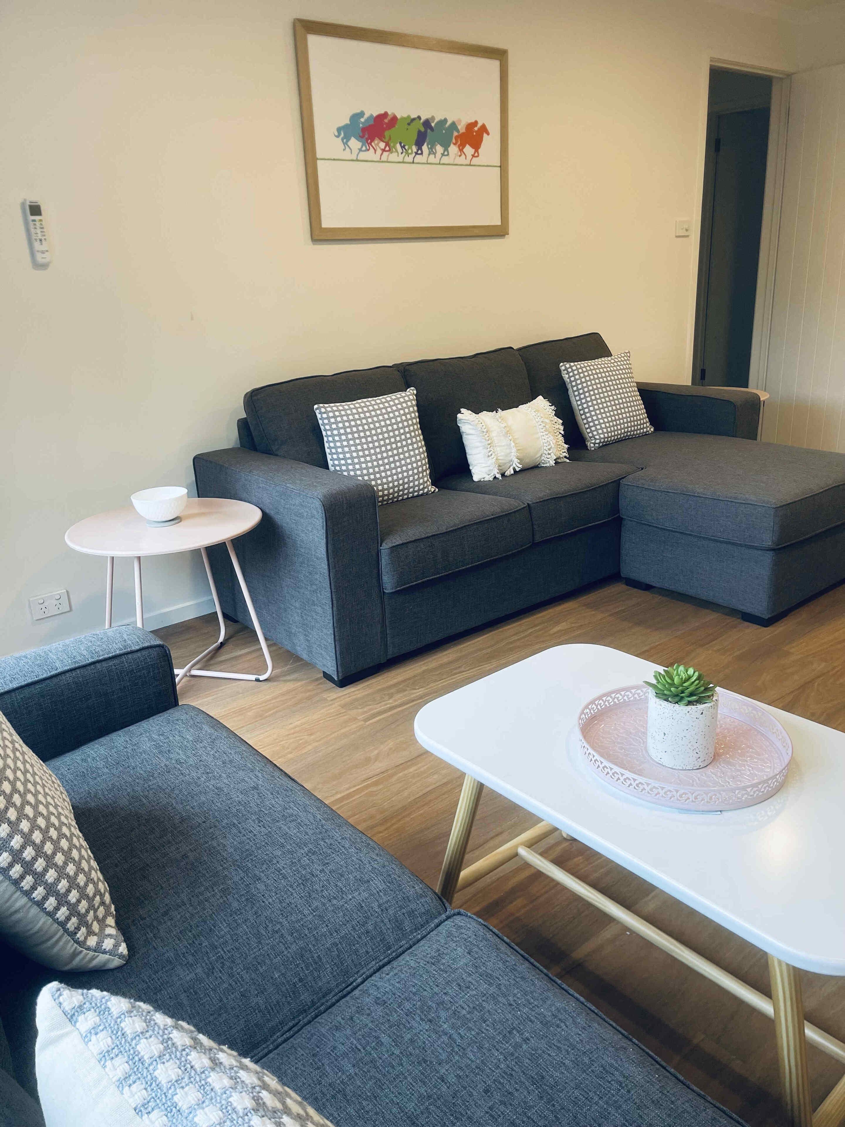 Racecourse Apartments