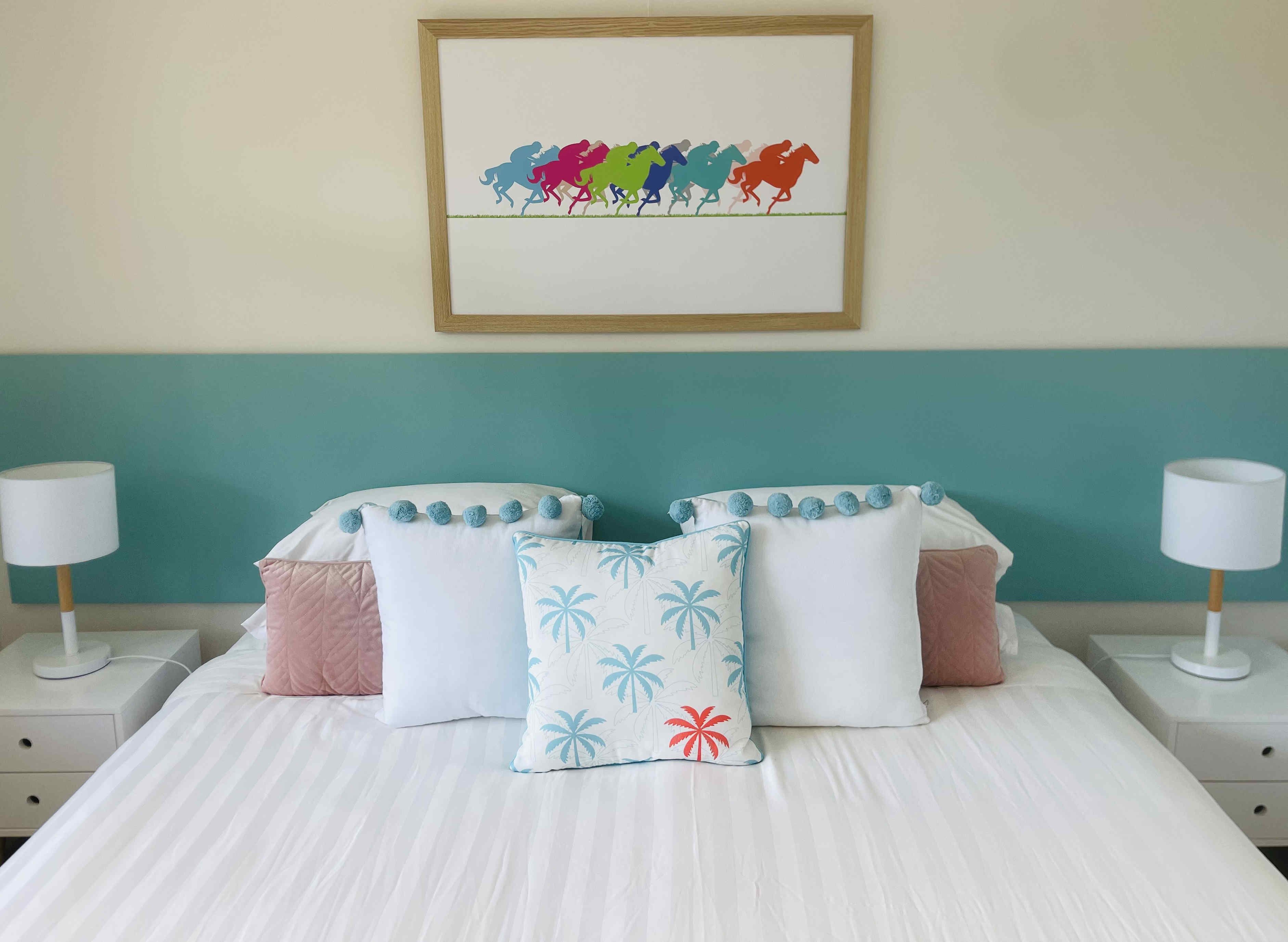 Racecourse Apartments