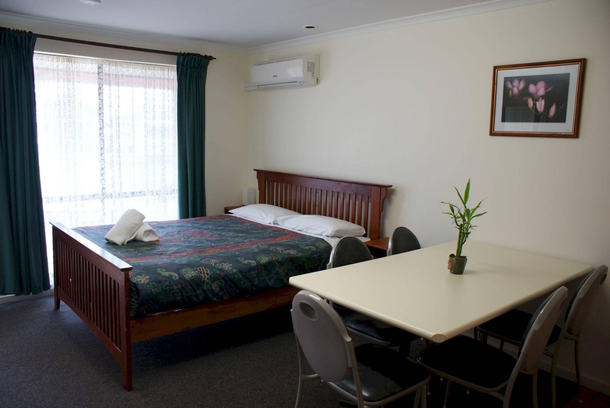Warrnambool Holiday Park And Motel