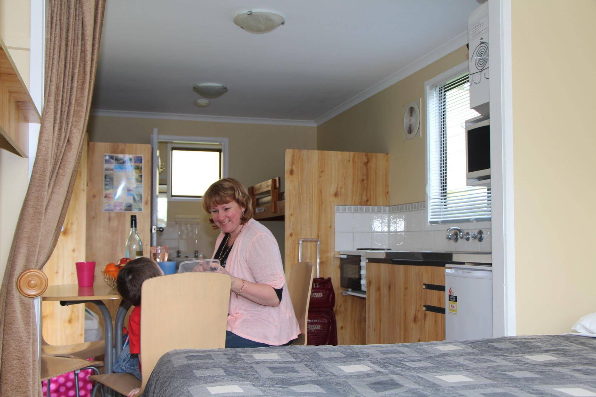 Warrnambool Holiday Park And Motel