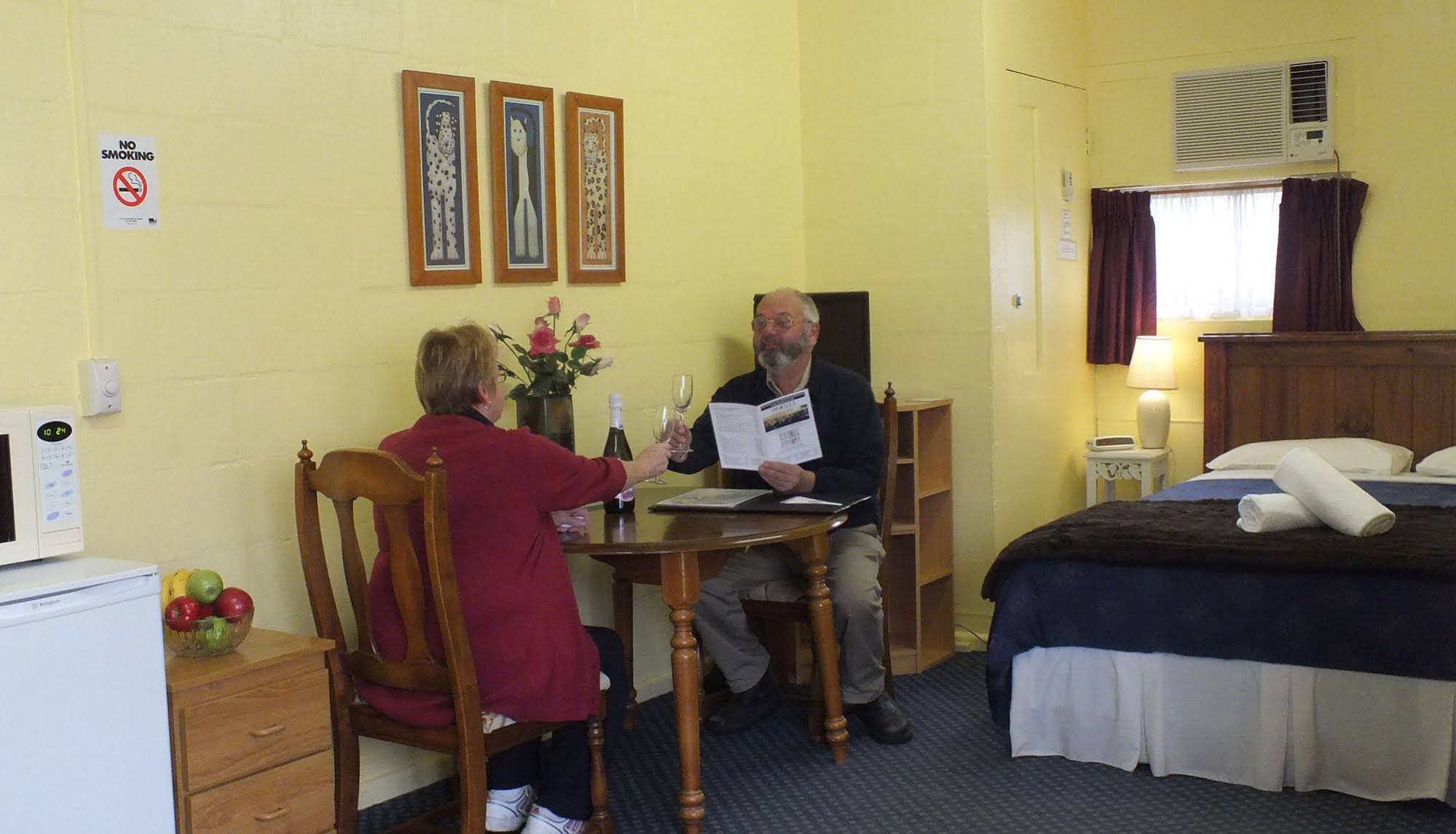 Warrnambool Holiday Park And Motel