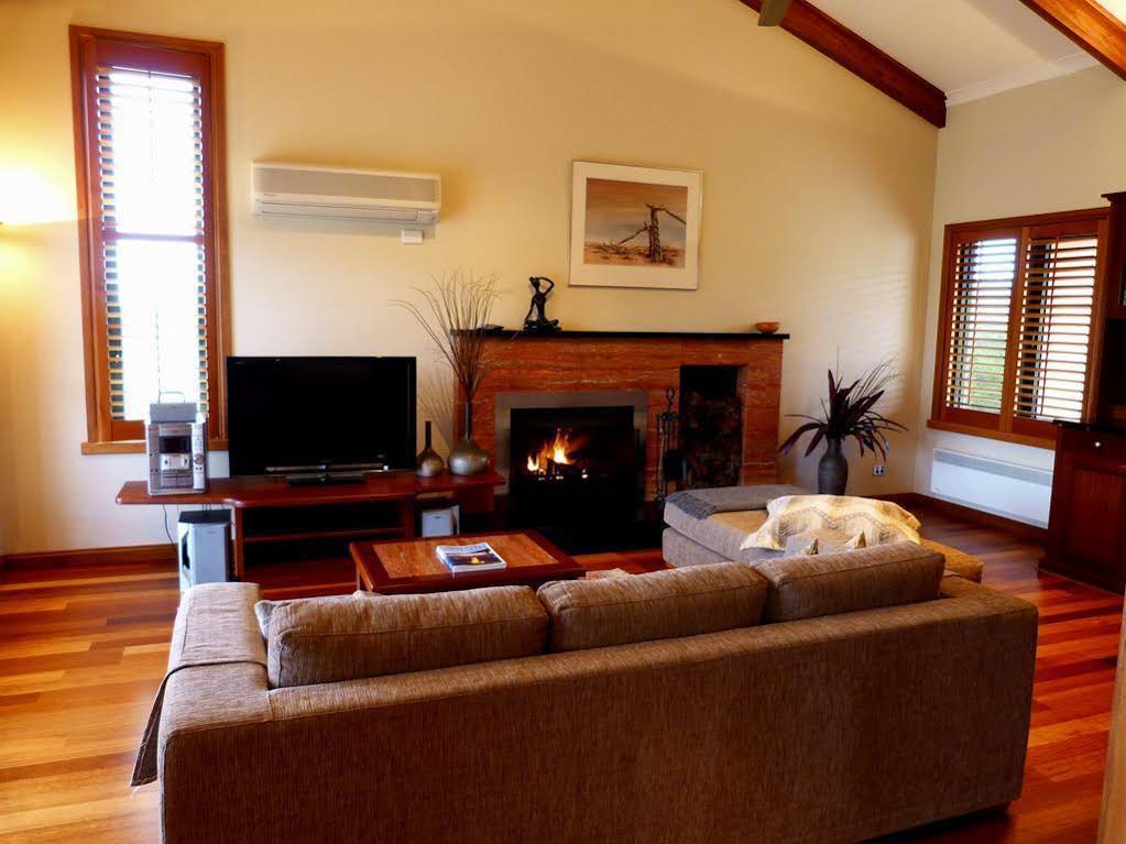 Meringa Springs Lodge