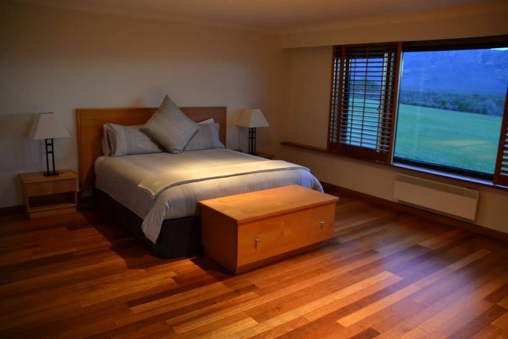 Meringa Springs Lodge