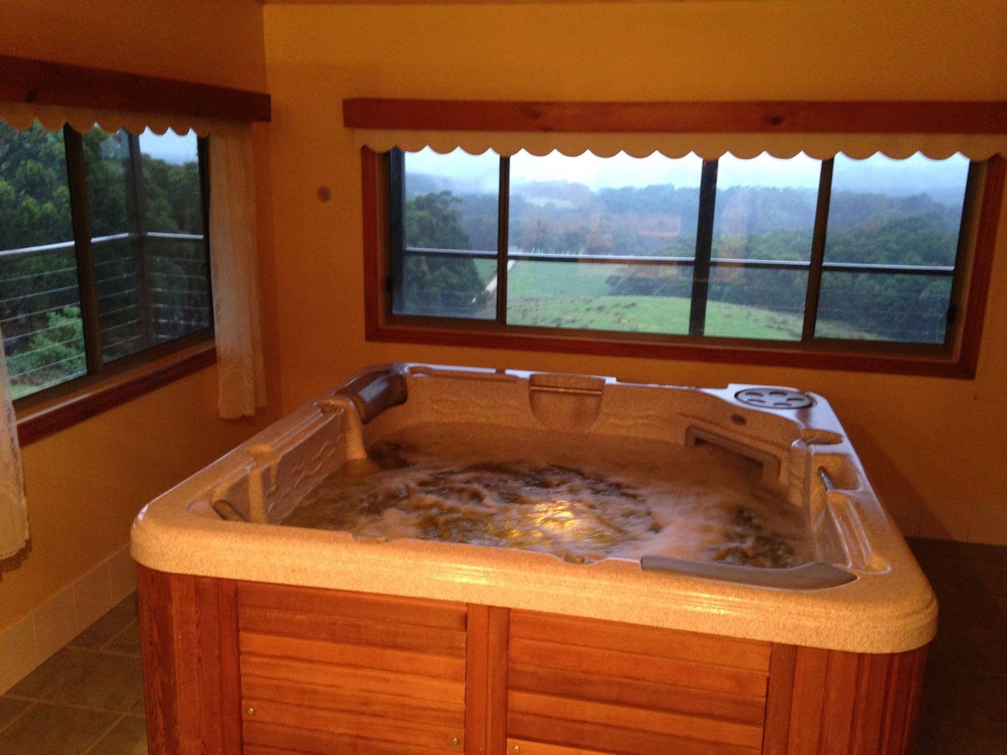 Southern Anchorage Retreat