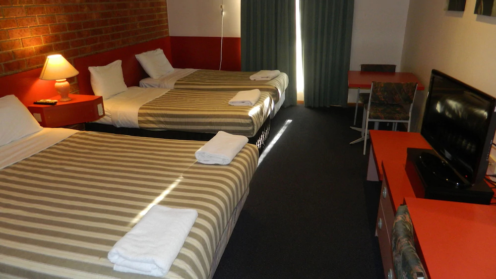 Werribee Motel & Apartments