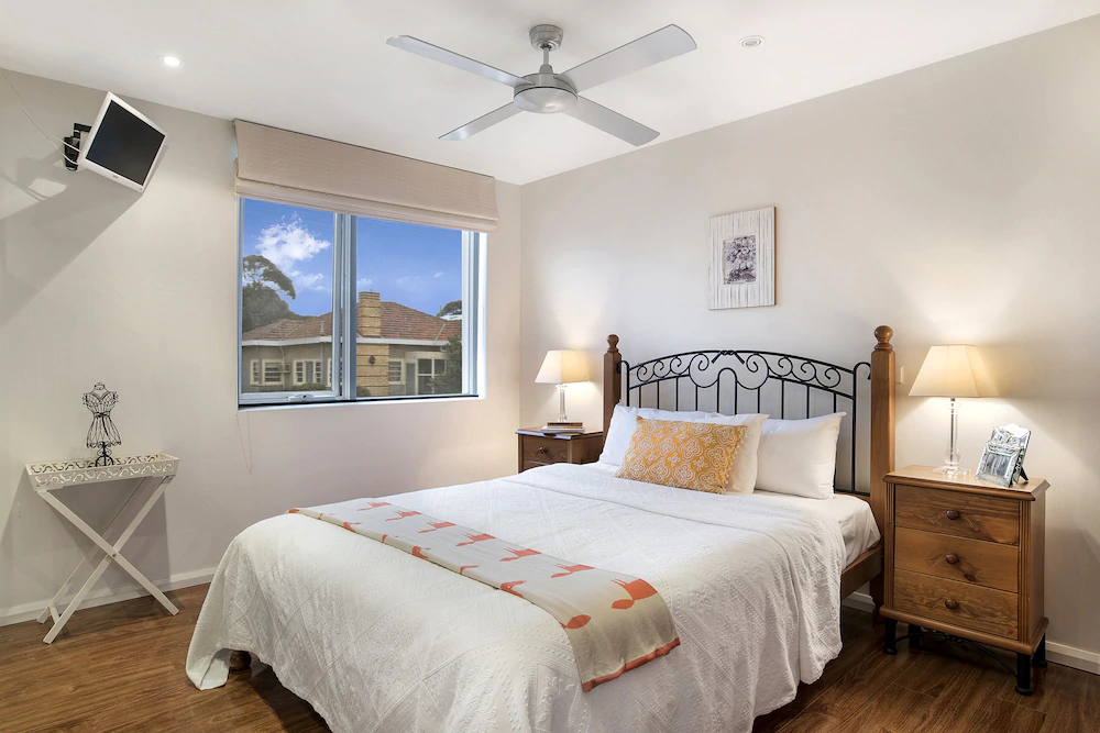 Captains Retreat Apartments and Cottages