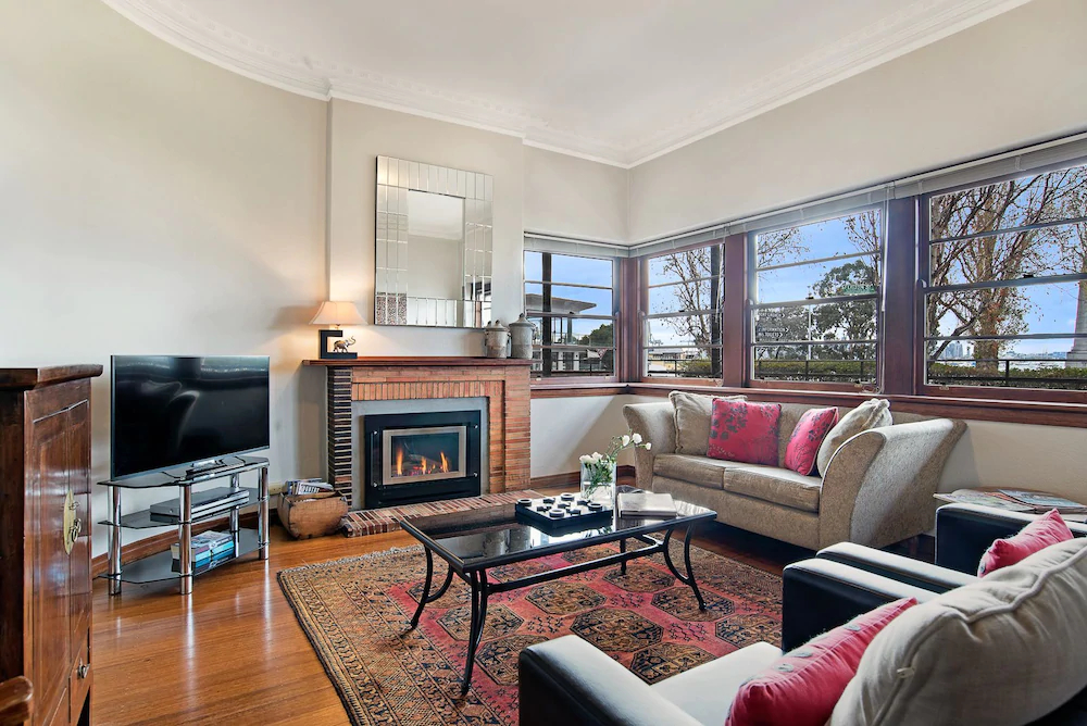 Captains Retreat Apartments and Cottages