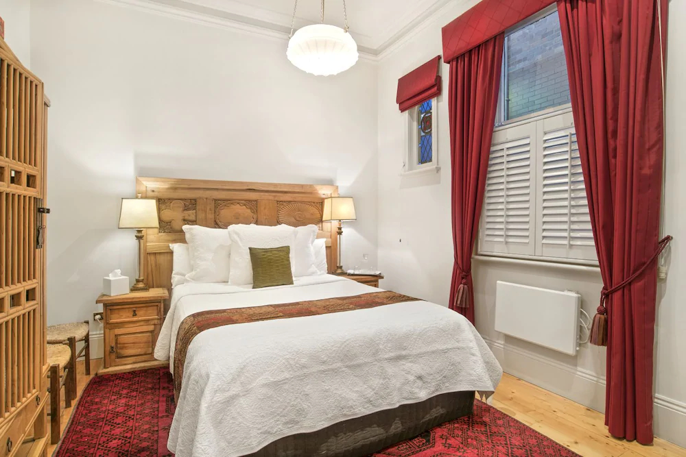 Captains Retreat Apartments and Cottages
