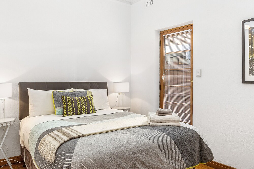 Captains Retreat Apartments and Cottages