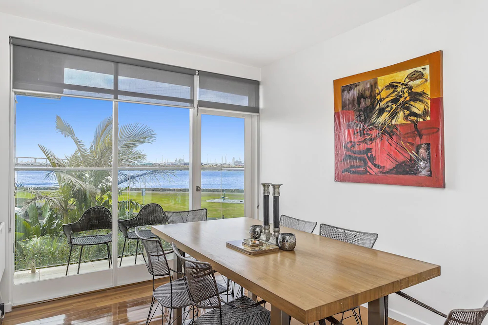 Captains Retreat Apartments and Cottages