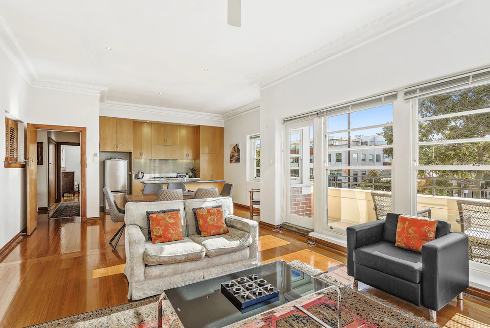 Captains Retreat Apartments and Cottages