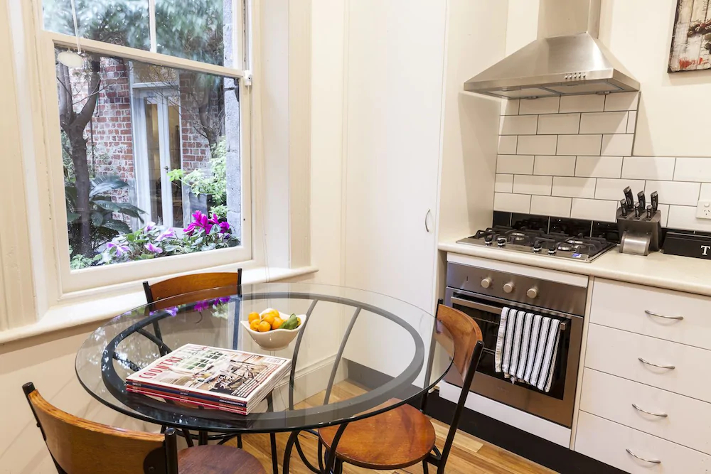 Captains Retreat Apartments and Cottages