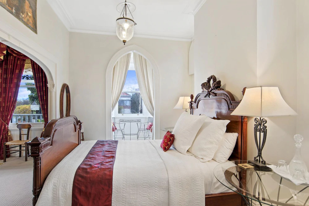 Captains Retreat Apartments and Cottages