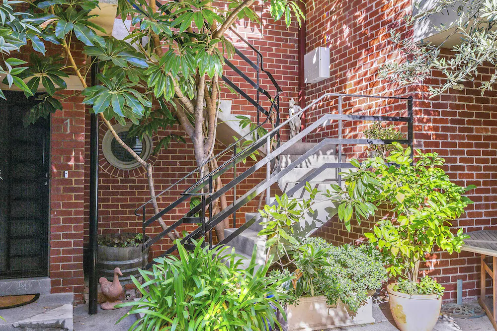 Captains Retreat Apartments and Cottages