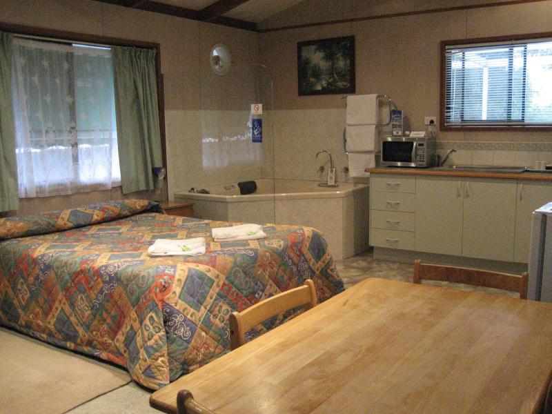 Sanctuary Park Motel