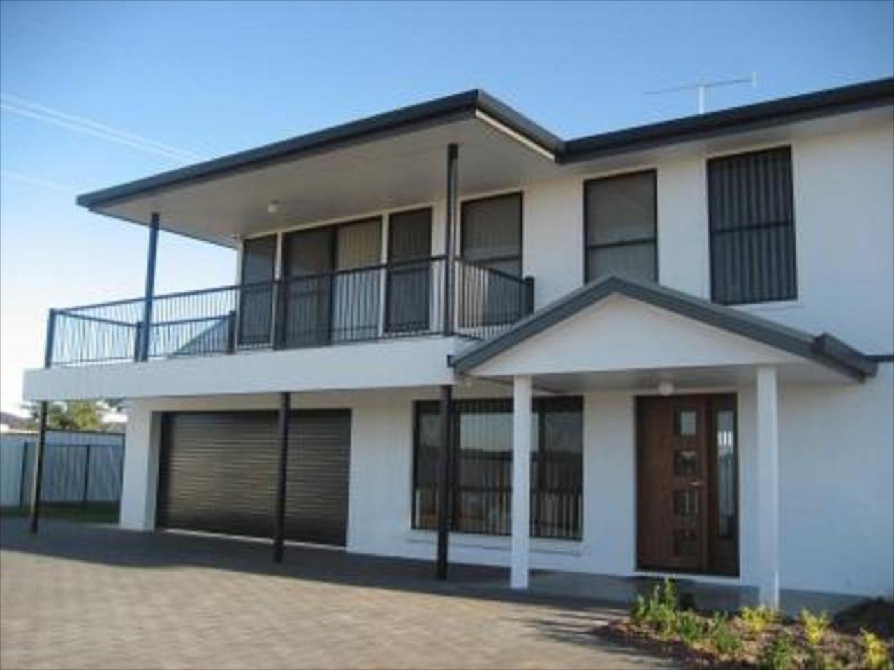 Yarra Glen Racecourse Apartments