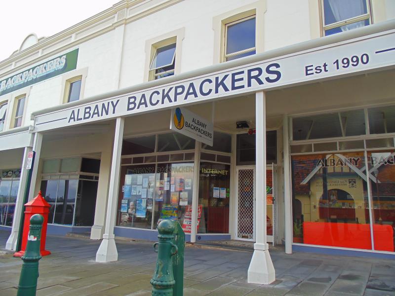 Albany Backpackers