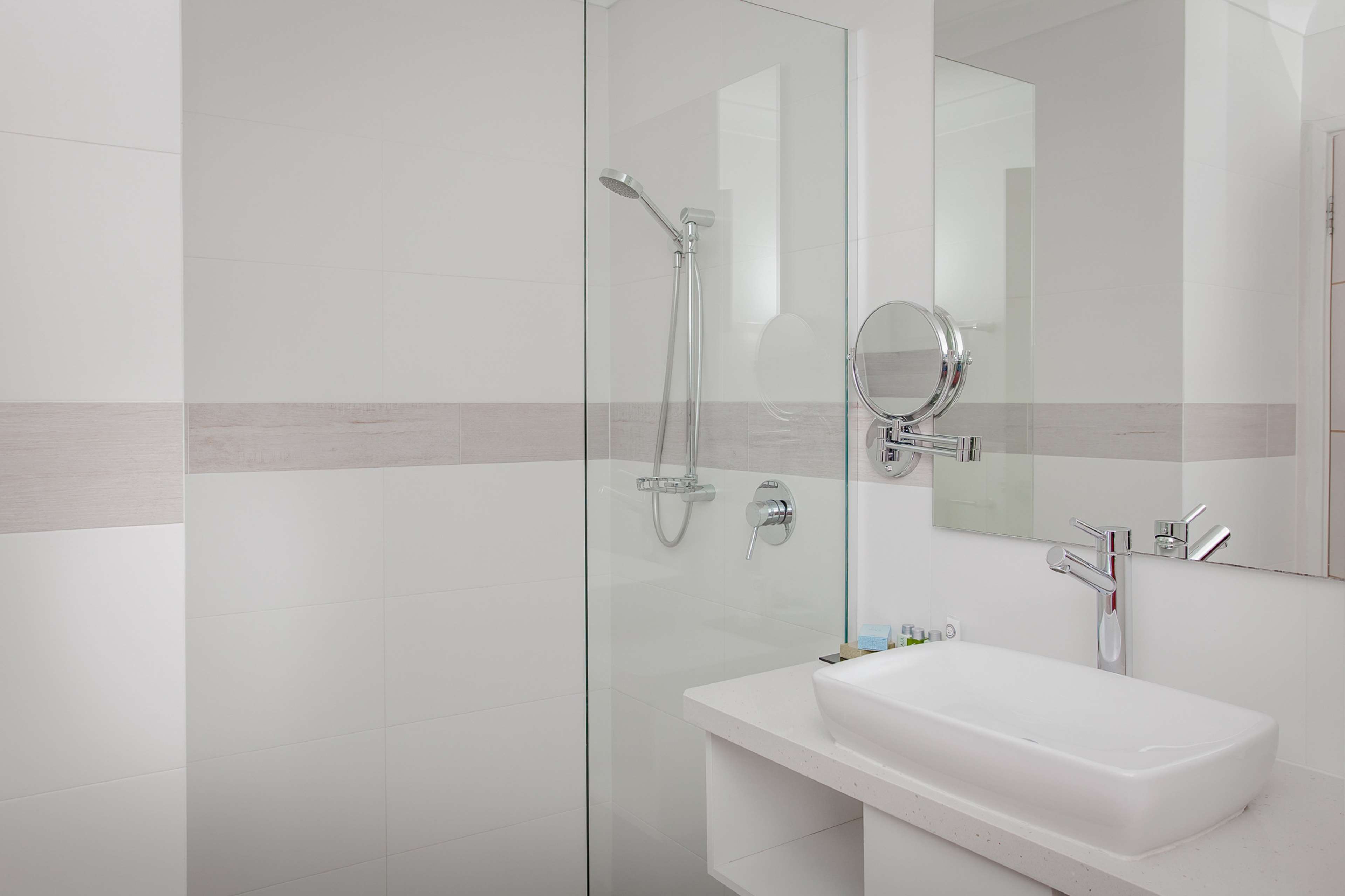 Albany Motel & Apartments