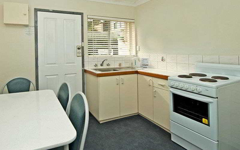 Albany Motel & Apartments