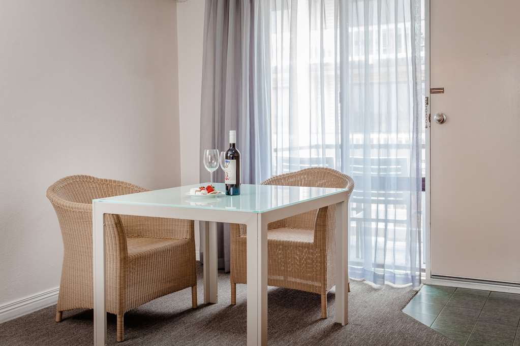 Albany Motel & Apartments