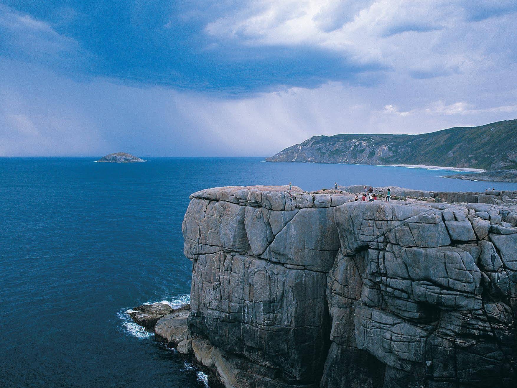 Park Avenue Holiday Units