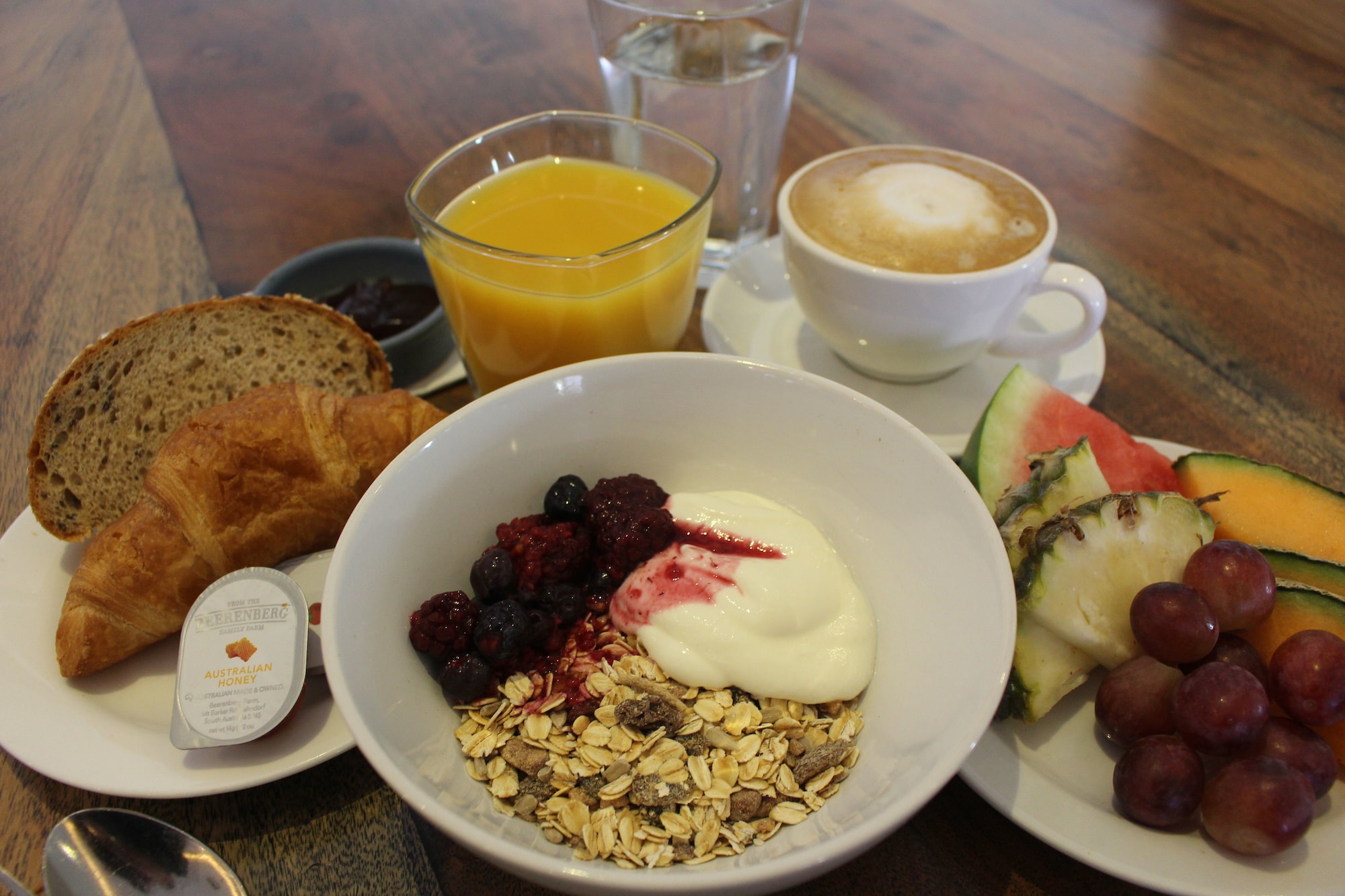 Assured Ascot Quays Apartment