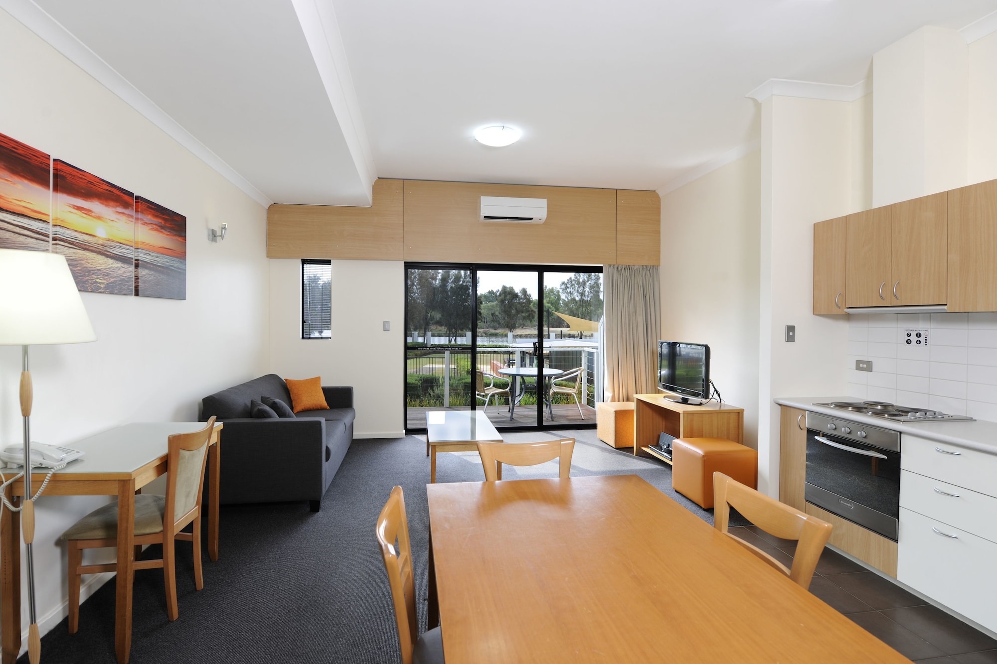 Assured Ascot Quays Apartment