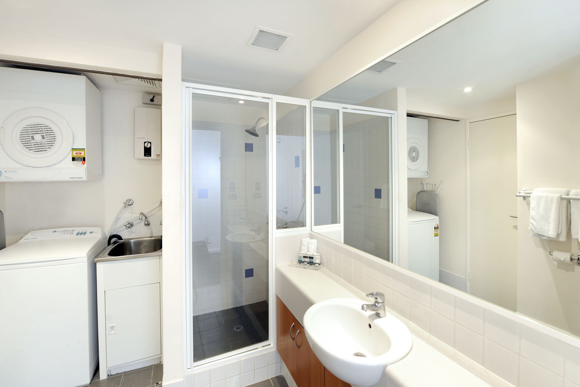 Assured Ascot Quays Apartment