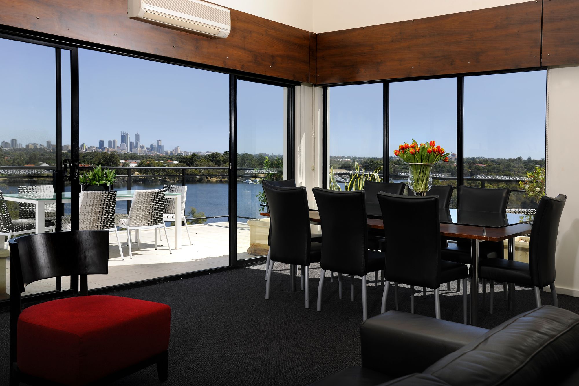 Assured Ascot Quays Apartment