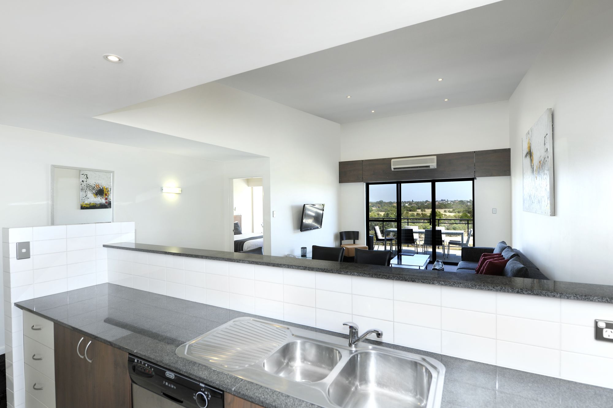 Assured Ascot Quays Apartment